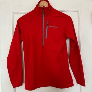 Patagonia R1 Women’s XS Red